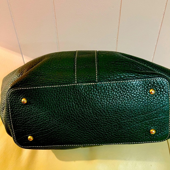 Dooney & Bourke genuine leather bag in very good condition approx 16x9 5x3 - Picture 5 of 10